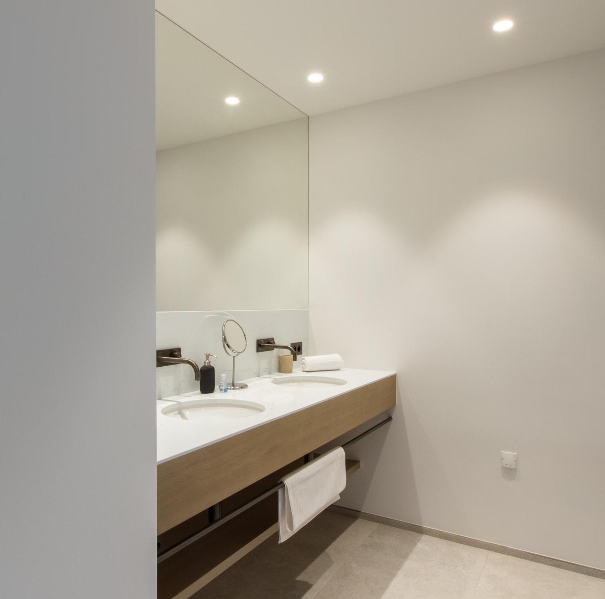 Le Mas Saint Michel Grimaud Bed and Breakfast Esterno foto